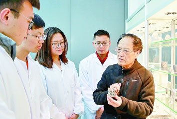国家需要的就去做 记2017年国家最高科学技术奖获得者王泽山