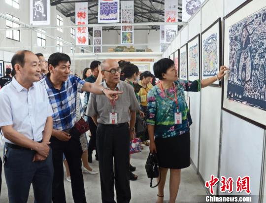 安徽阜阳举办剪纸精品邀请展